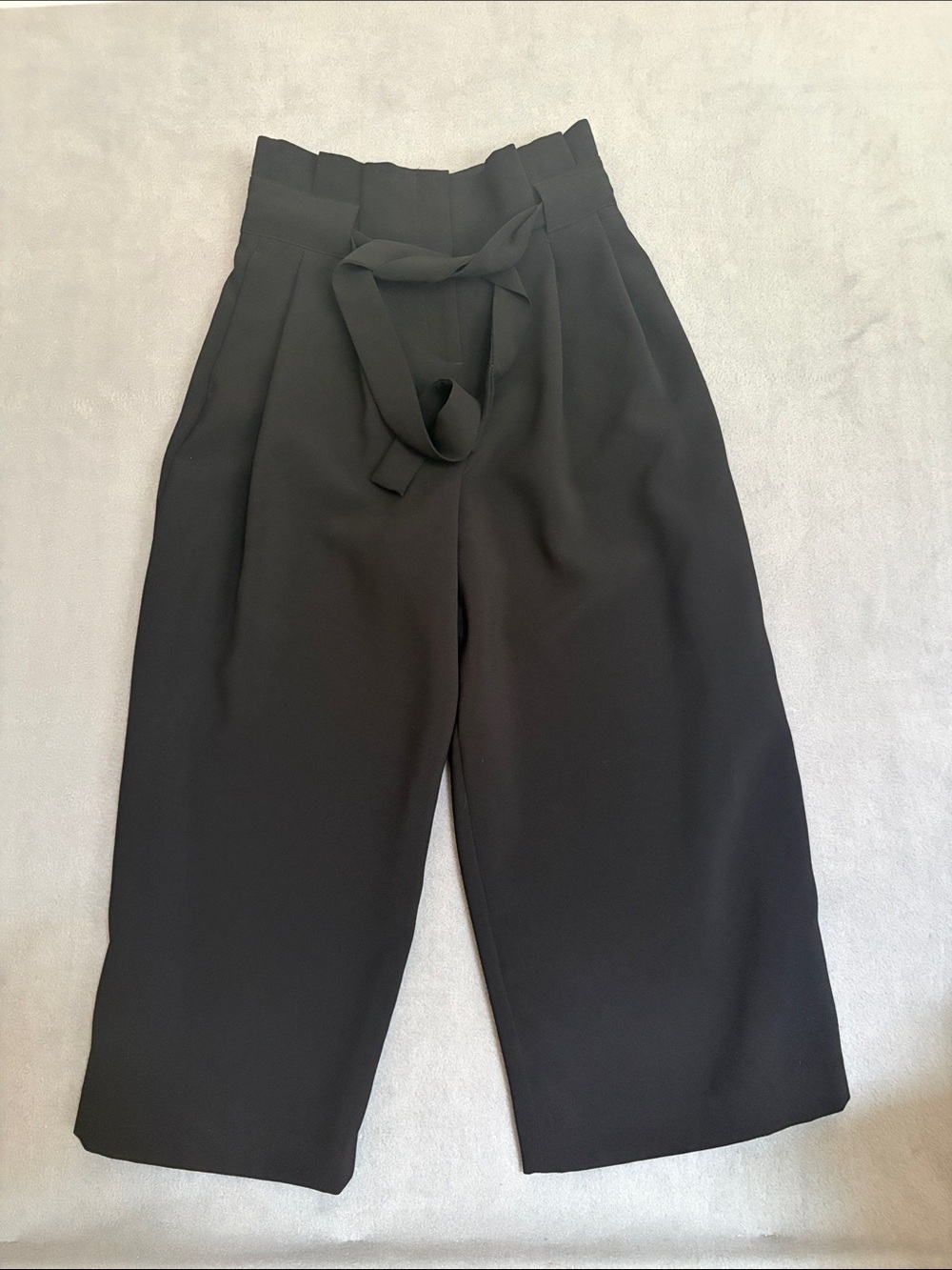 H&M Black High-Waist Wide-Leg Cropped Paperbag Trousers with Tie